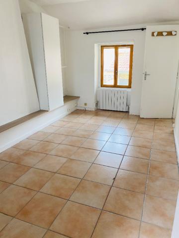 Location T1 OULLINS , Oullins Location T1 OULLINS , Oullins