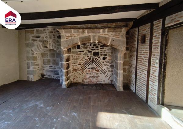 Immeuble à rénover dans le centre ville de Figeac