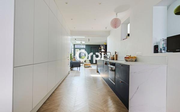Maison à vendre    5 pièces • 140 m2 Faches-Thumesnil