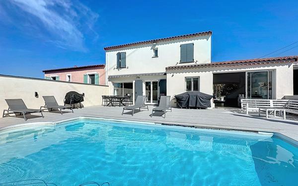 Maison à vendre    4 pièces •  Mougins