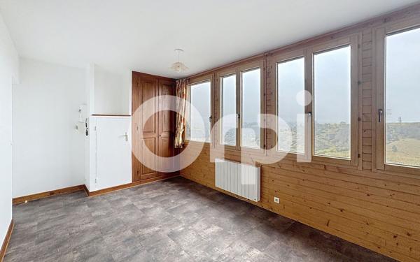 Appartement à louer    2 pièces • 32 m2 Saint-Flour