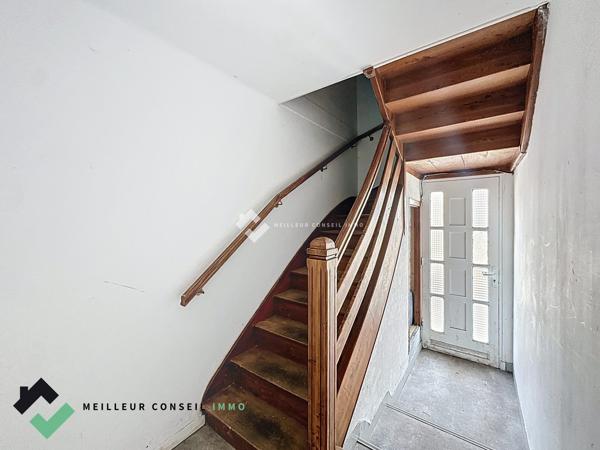 Immeuble de rapport sur 3 niveaux – Locataires en place