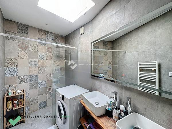 Immeuble de rapport sur 3 niveaux – Locataires en place