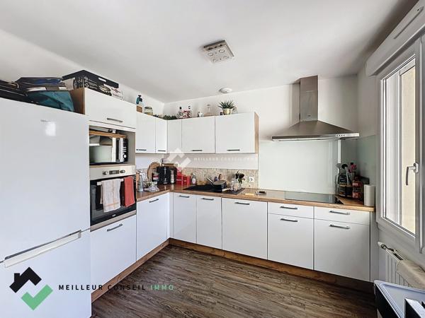 Immeuble de rapport sur 3 niveaux – Locataires en place