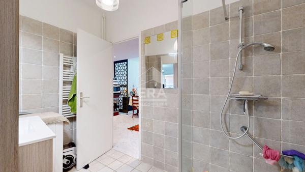 NICE - FLEURS : GRAND 2 PIÈCES AVEC TERRASSE