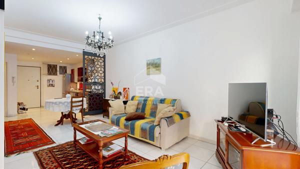 NICE - FLEURS : GRAND 2 PIÈCES AVEC TERRASSE