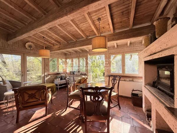 Un lieu d’âme et de beauté, où l’eau, la pierre et la lumière ne font plus qu’un.