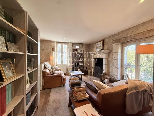 Un lieu d’âme et de beauté, où l’eau, la pierre et la lumière ne font plus qu’un.