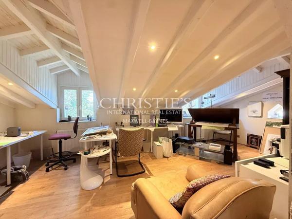 Un lieu d’âme et de beauté, où l’eau, la pierre et la lumière ne font plus qu’un.