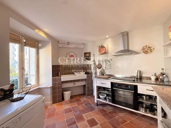 Un lieu d’âme et de beauté, où l’eau, la pierre et la lumière ne font plus qu’un.