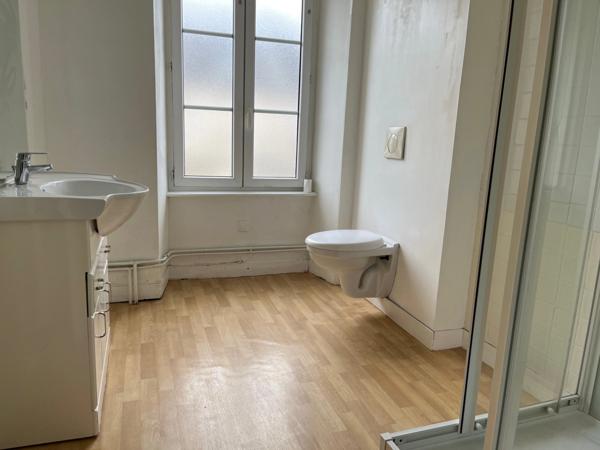 Maison en pierres de 140 m² – 6 chambres – Saint-Sever-Calvados (Noues-de-Sienne)