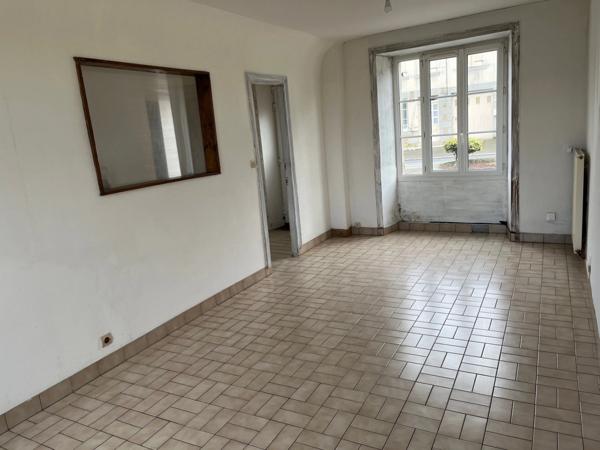 Maison en pierres de 140 m² – 6 chambres – Saint-Sever-Calvados (Noues-de-Sienne)