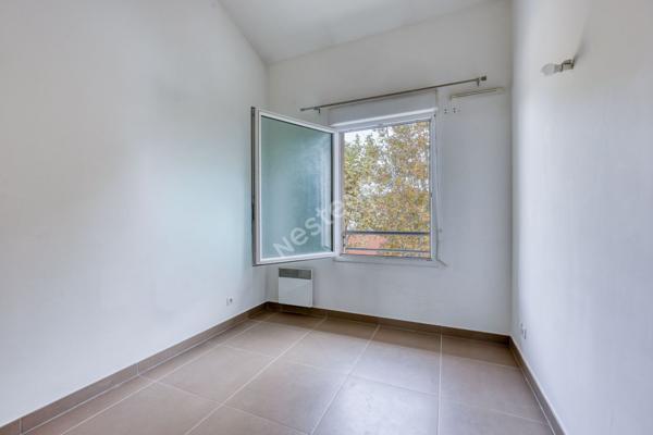 À vendre : Appartement de 5 pièces en duplexavec garage à Six Fours Les Plages en Centre ville