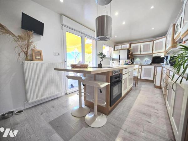 Propriété de luxe à MONTHUREUX-SUR-SAONES