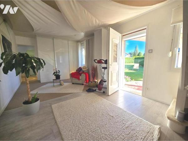 Propriété de luxe à MONTHUREUX-SUR-SAONES