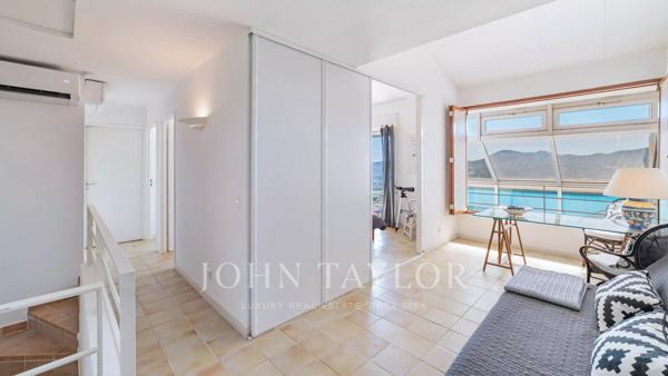 Exclusivité - Duplex au dernier étage avec vue mer – Domaine du Grand Duc