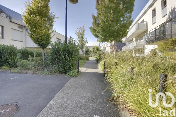 Location appartement 2 pièces 44 m² Chessy