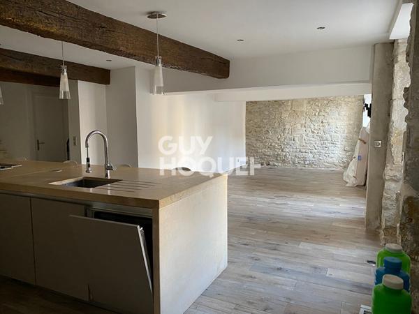 MAISON À VENDRE DE 6 PIÈCES DE 215,00 M²