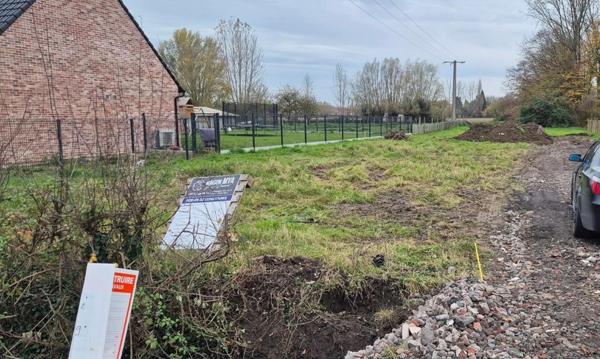 Terrain à bâtir à HAVERSKERQUE semi viabilisé