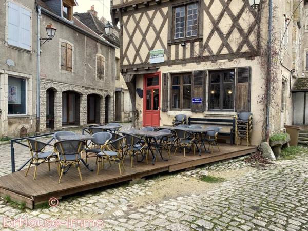 Immeuble à vendre 5 pièces de 300 m²