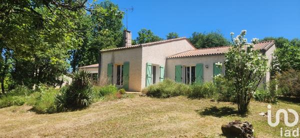 Maison 4 pièces de 125 m² à Vœuil-et-Giget (16400)