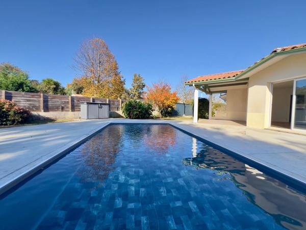 Maison de plain-pied 4 pièces, 89 m², avec piscine et grande terrasse à Biscarrosse