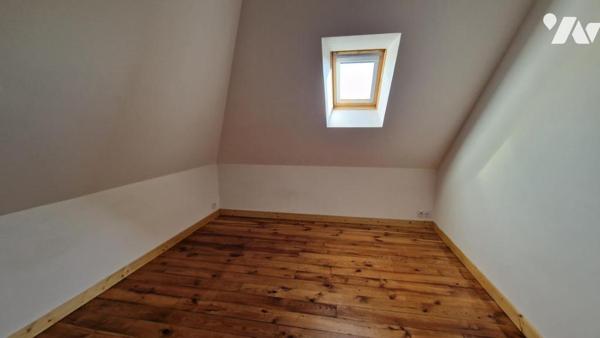 CHARMANTE MAISON DE 2 CHAMBRES-JARDIN