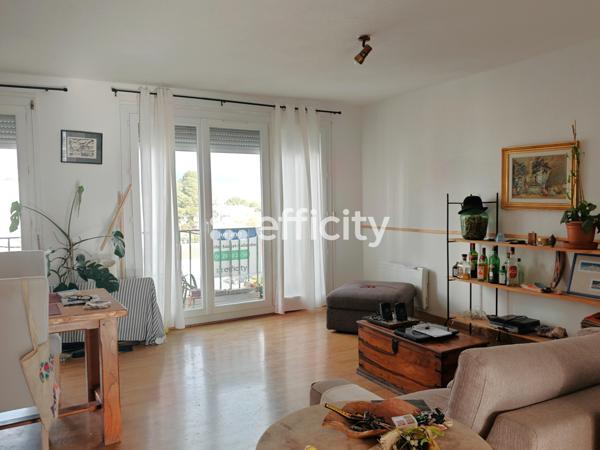 Appartement 3 pièces - 72 m² Exclusivité efficity