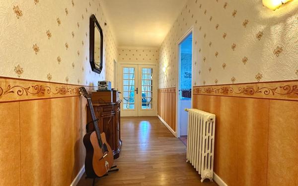 Maison à vendre    9 pièces •  Cassagnes-Bégonhès