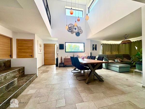 Magnifique Villa 4 faces contemporaine type F5 avec garage