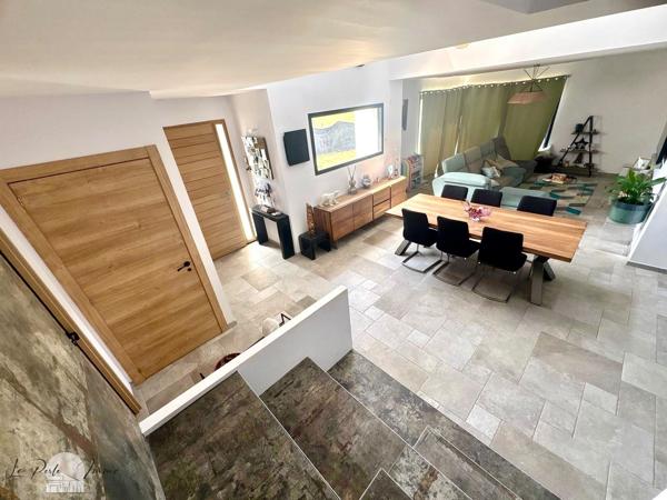 Magnifique Villa 4 faces contemporaine type F5 avec garage