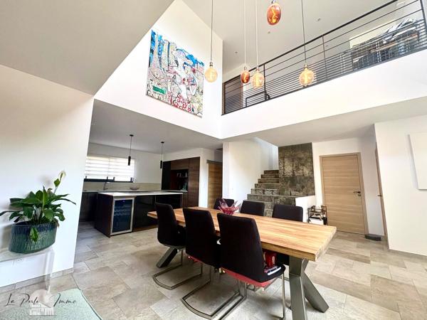 Magnifique Villa 4 faces contemporaine type F5 avec garage