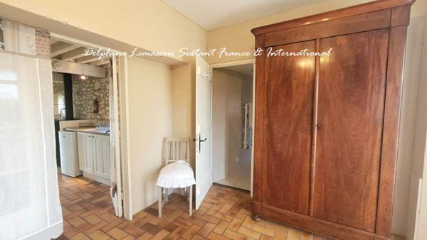 Propriété de charme comprenant 3 logements et 2 piscines avec vue dégagée