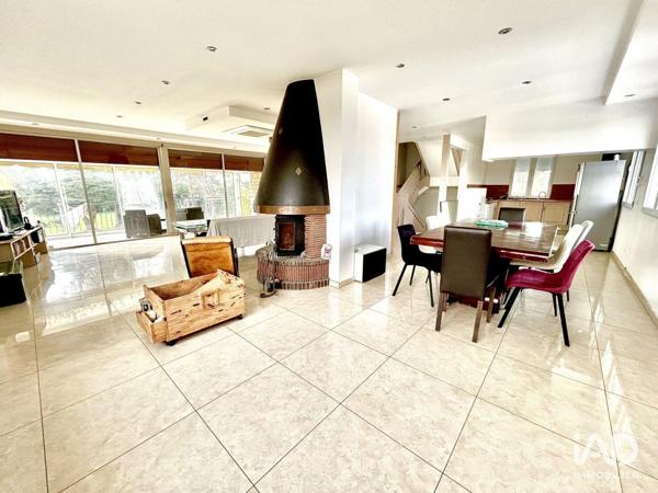 Maison à vendre 5 pièces 247 m² Sens