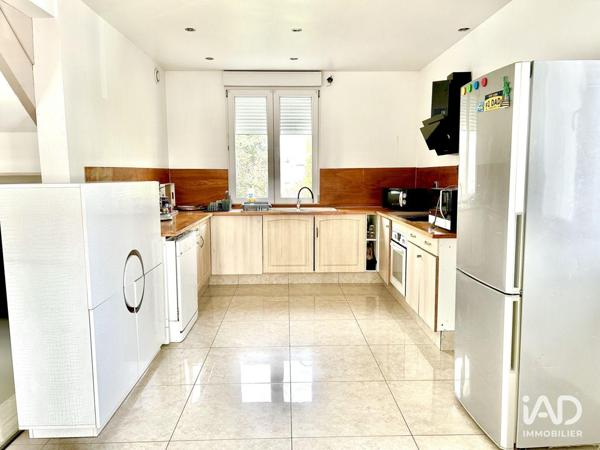 Maison à vendre 5 pièces 247 m² Sens