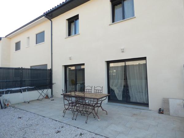 Villa R+1 de 105m² avec jardin et garage