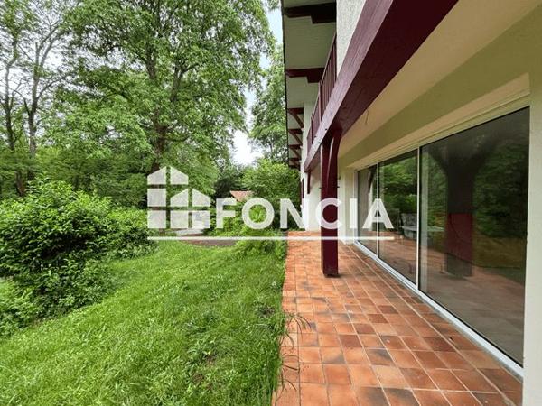 À vendre Maison 6 pièces 262 m² - Saint-pierre-du-mont 40280