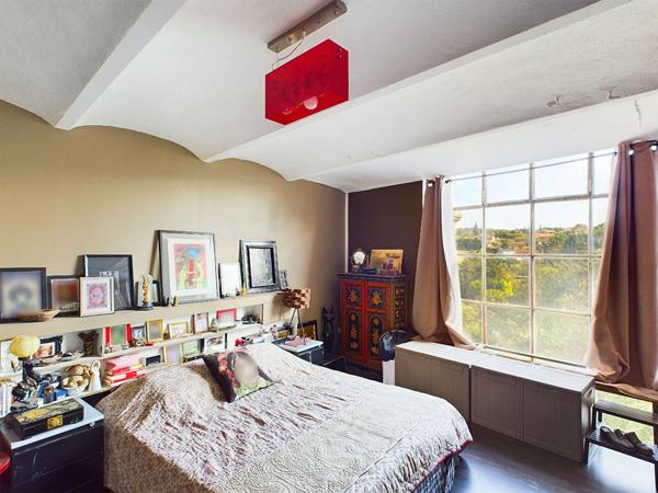 LOFT de 245m² SUR 3 PLATEAUX D'ANS UNE ANCIENNE FILATURE SUR PARCELLE DE 900M² SITUE A VILLENEUVE DE BERG 07170