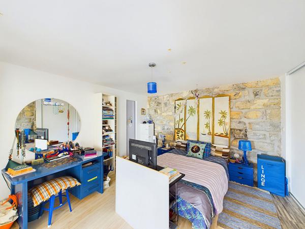 LOFT de 245m² SUR 3 PLATEAUX D'ANS UNE ANCIENNE FILATURE SUR PARCELLE DE 900M² SITUE A VILLENEUVE DE BERG 07170