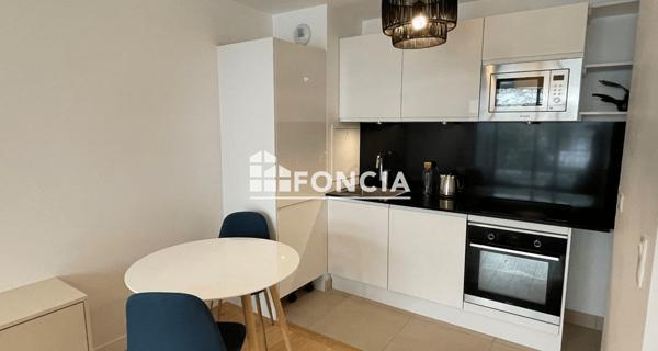 Location Appartement 2 pièces 45.89 m² - Levallois-perret 92300