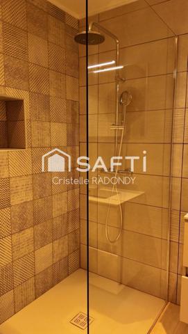 VILLA CONTEMPORAINE UNIQUE FACE A L'ALARIC