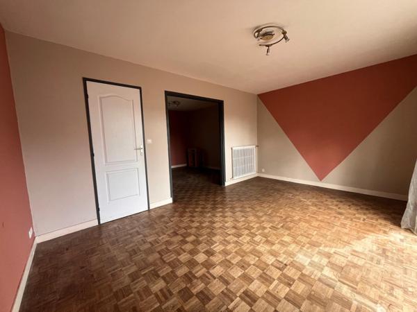 Maison à ROSPEZ, 22300 - 11 pièces 130m²