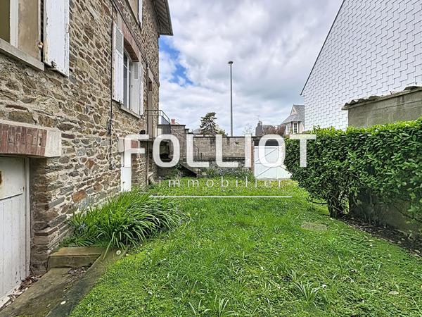 GRANVILLE - SAINT-PAUL - PROPRIETE DE CARACTERE - GARAGE