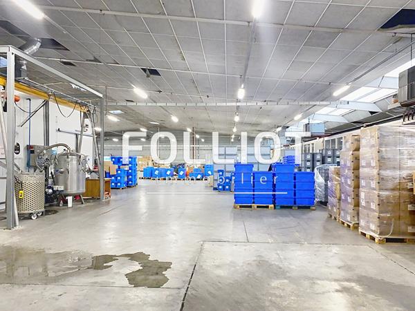 A VENDRE Local commercial à Coutances 3000 m2