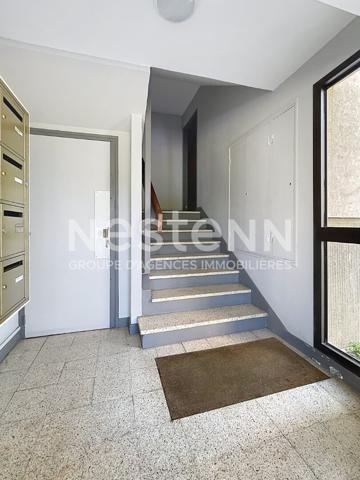A vendre appartement Les Clayes Sous Bois 4 pièce(s) avec  cave et BOX en OPTION. .