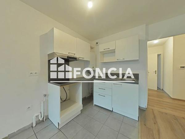 Location Appartement 2 pièces 45.25 m² - 17/23 AVENUE QUESNAY Livry Gargan 93190