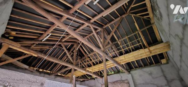 Centre ville de BRUYERES, Ancienne fermette à aménager