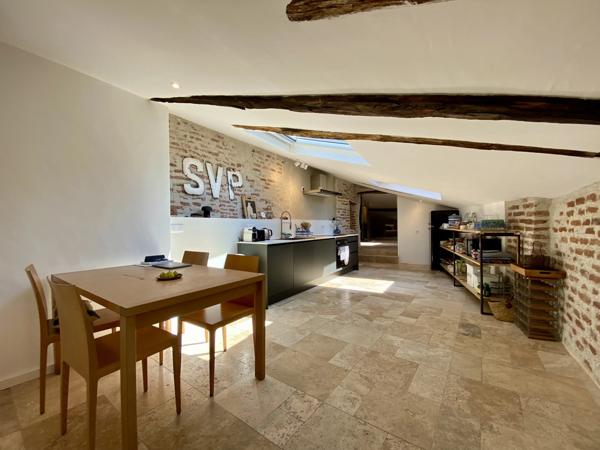 Maison de village de charme avec jardin et vues exceptionnelles