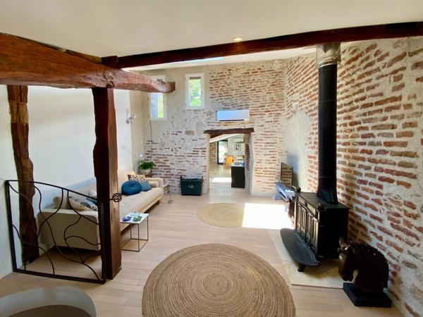 Maison de village de charme avec jardin et vues exceptionnelles