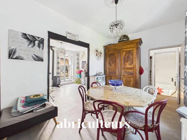 La-Roque-d'Anthéron Maison de village de 152 m² avec terrasse